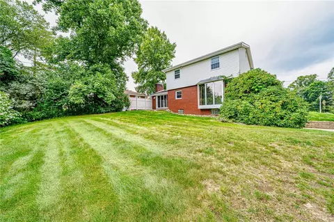3197 Claudia St, Export, PA 15632 photo 34