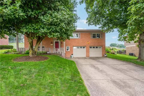2128 Lebanon Dr, Mckeesport, PA 15135