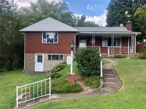 1009 9th St, Irwin, PA 15642