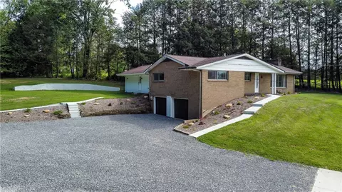 100 Westwood Mnr, Butler, PA 16001