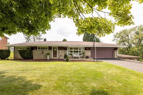 430 Aten Rd, Coraopolis, PA 15108