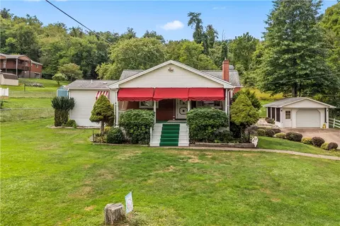 9 Mcelree Rd, Washington, PA 15301