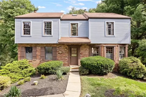 3277 Oaknoll Rd, Gibsonia, PA 15044