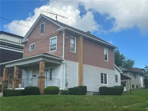 403 Hamilton Ave, Farrell, PA 16121