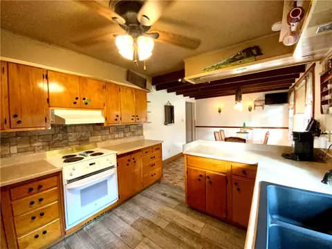 101 Pardue Dr, Monaca, PA 15061 photo 8