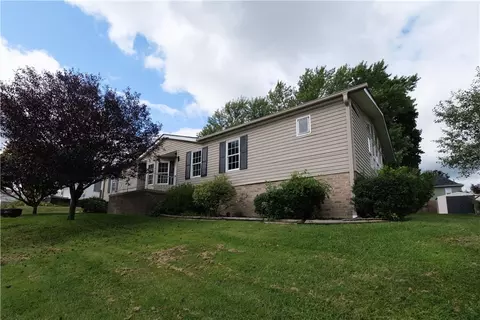 925 Kaye Ave, Monaca, PA 15061