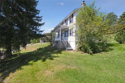 381 Brick Church Rd, Ford City, PA 16226