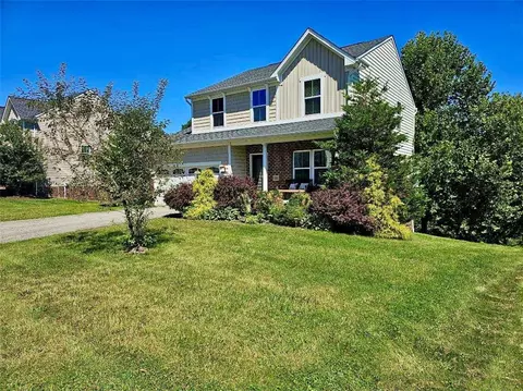 335 Brandywine Dr, Irwin, PA 15642