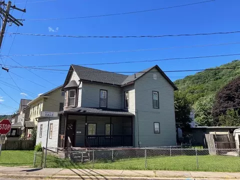 947 Bedford St, Johnstown, PA 15902