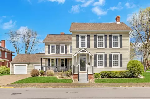800 River Rd, Beaver, PA 15009