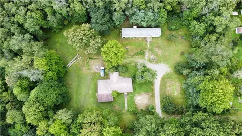 115 Walker Ln, Slippery Rock, PA 16057