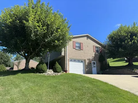 700 N Porter, Waynesburg, PA 15370