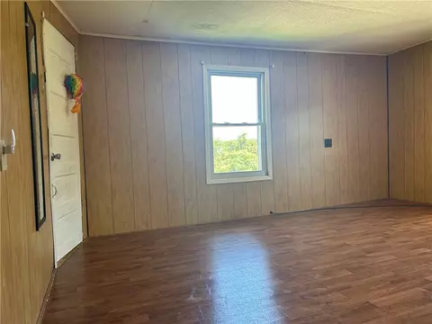 261 2nd St, Allison, PA 15413 photo 17