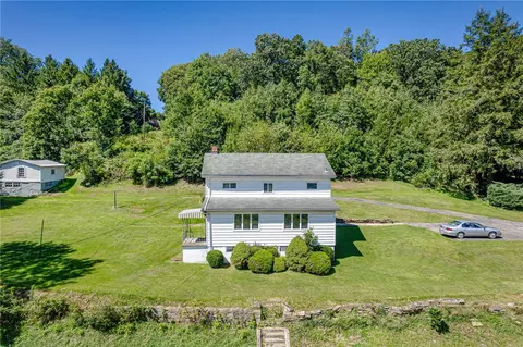 1189 Indian Creek Vly, Melcroft, PA 15462
