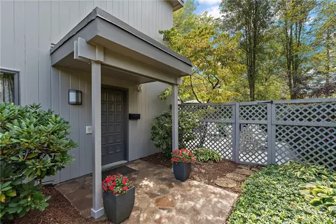 701 Gettysburg St, Pittsburgh, PA 15206