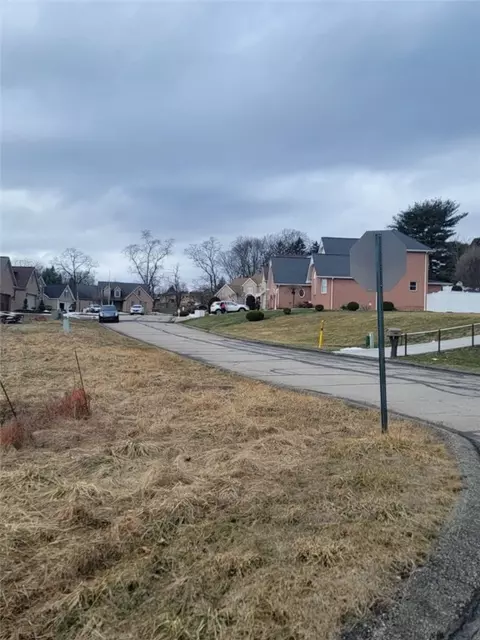 lot S 101103 Northgate, West Mifflin, PA 15122
