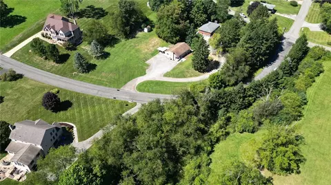 109 Brownsdale Rd, Butler, PA 16002