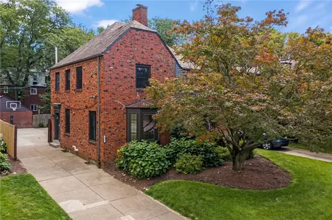 131 S Dallas, Pittsburgh, PA 15208