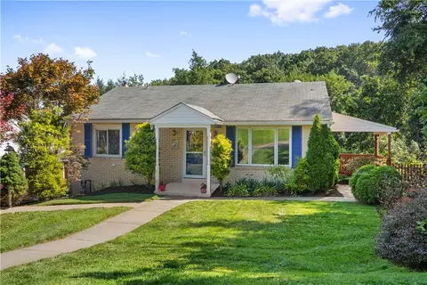 1316 Allen St, Aliquippa, PA 15001