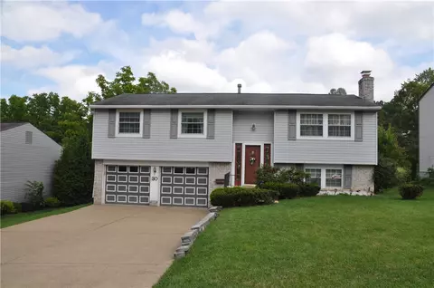 30 Crosswinds Dr, Pittsburgh, PA 15220