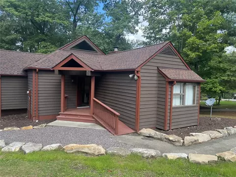 605 The Maples-nemacolin, Farmington, PA 15437