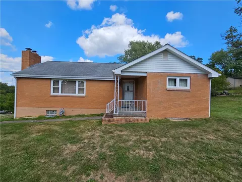 827 W Wylie, Washington, PA 15301