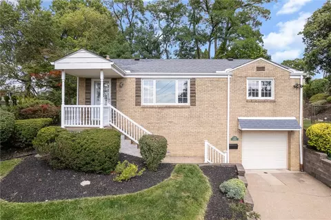3185 Longwood Dr, Pittsburgh, PA 15227