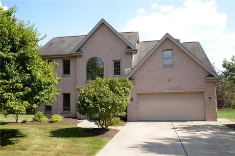 4961 Oakhurst Ave, Gibsonia, PA 15044