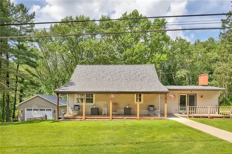 2583 Stone Chip Dr, Allison Park, PA 15101
