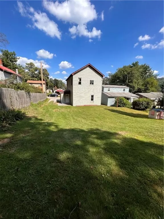  611 Wabash St, Industry, PA 15052 photo 27