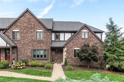 1593 Stone Mansion Dr, Sewickley, PA 15143