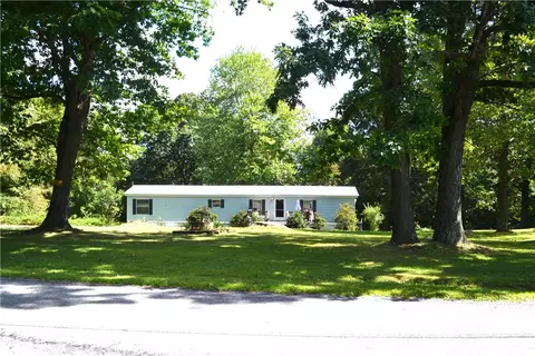 266 Harshaville Rd, Clinton, PA 15026