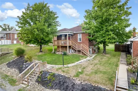 925 Mary St, Langeloth, PA 15054