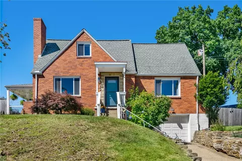 90 Forest Dr, Pittsburgh, PA 15220