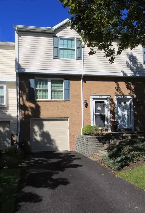 1438 S Randolph Dr, Jefferson Hills, PA 15025