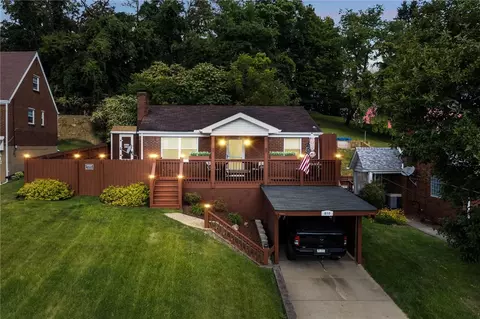 810 Commonwealth Ave, West Mifflin, PA 15122