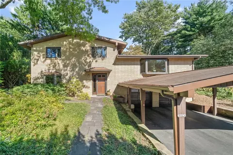 131 Rawlins Run Rd, Pittsburgh, PA 15238
