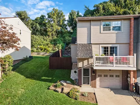 16 B Bethany Dr, Pittsburgh, PA 15215