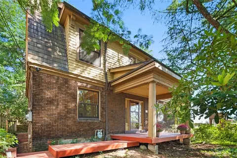 2811 Shady Ave, Pittsburgh, PA 15217