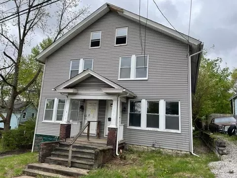 8-10 E Gaskill Ave, Jeannette, PA 15644
