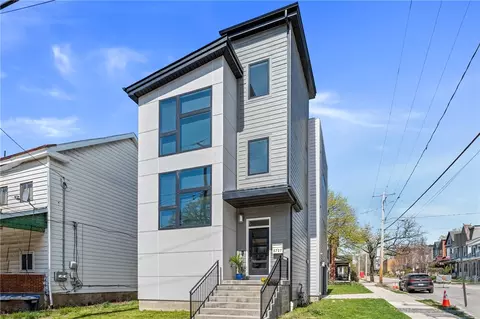 5727 Hays St, Pittsburgh, PA 15206