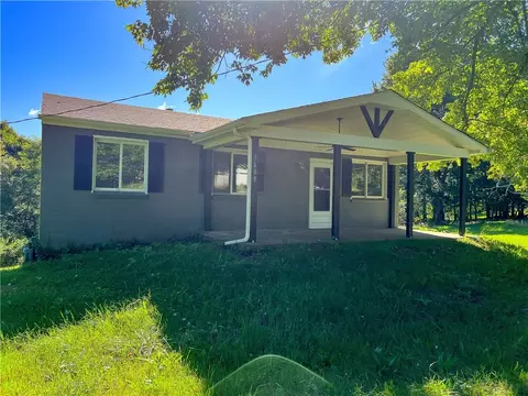 1608 Oneida Valley Rd, Chicora, PA 16025