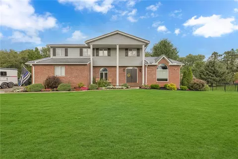102 Murray Dr, Beaver, PA 15009