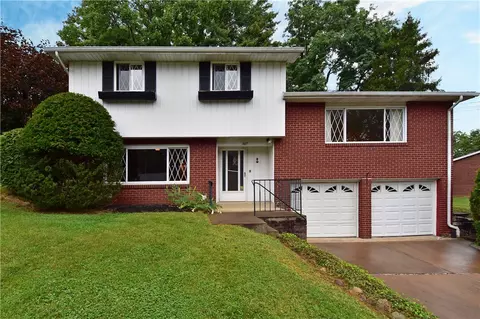 207 Rosebriar Dr, Glenshaw, PA 15116