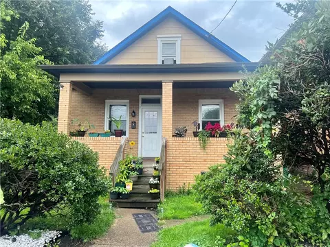 1108 Beaver Rd, Ambridge, PA 15003