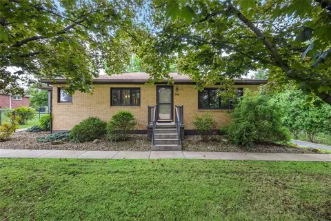 516 Friel Rd, Baden, PA 15005