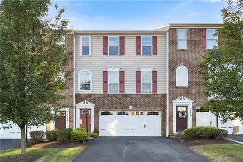 1141 Bayberry Dr, Canonsburg, PA 15317