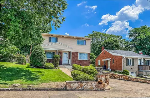 2115 Swallow Hill Rd, Pittsburgh, PA 15220