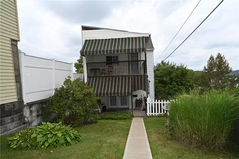 3521 Bethoven St, Pittsburgh, PA 15213