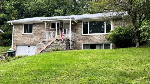 48 Finley Ave, Finleyville, PA 15332